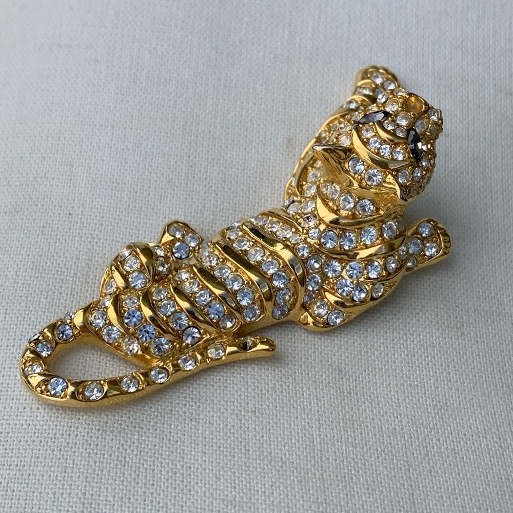 Vintage Trifari 1991 Rare gold tone pave limited edition crystal tiger brooch - Picture 5 of 9